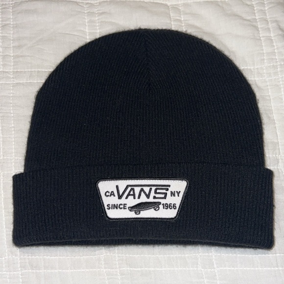Vans Accessories - Vans Black Knit Beanie